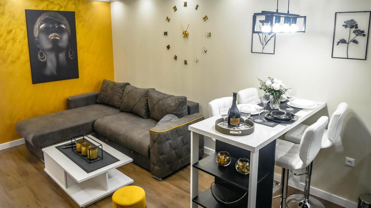 Apartment Delux 14 Subotica Dış mekan fotoğraf