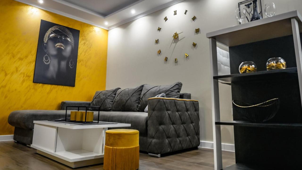 Apartment Delux 14 Subotica Dış mekan fotoğraf