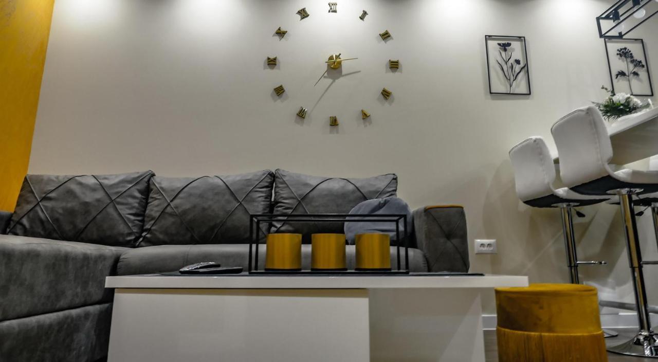 Apartment Delux 14 Subotica Dış mekan fotoğraf